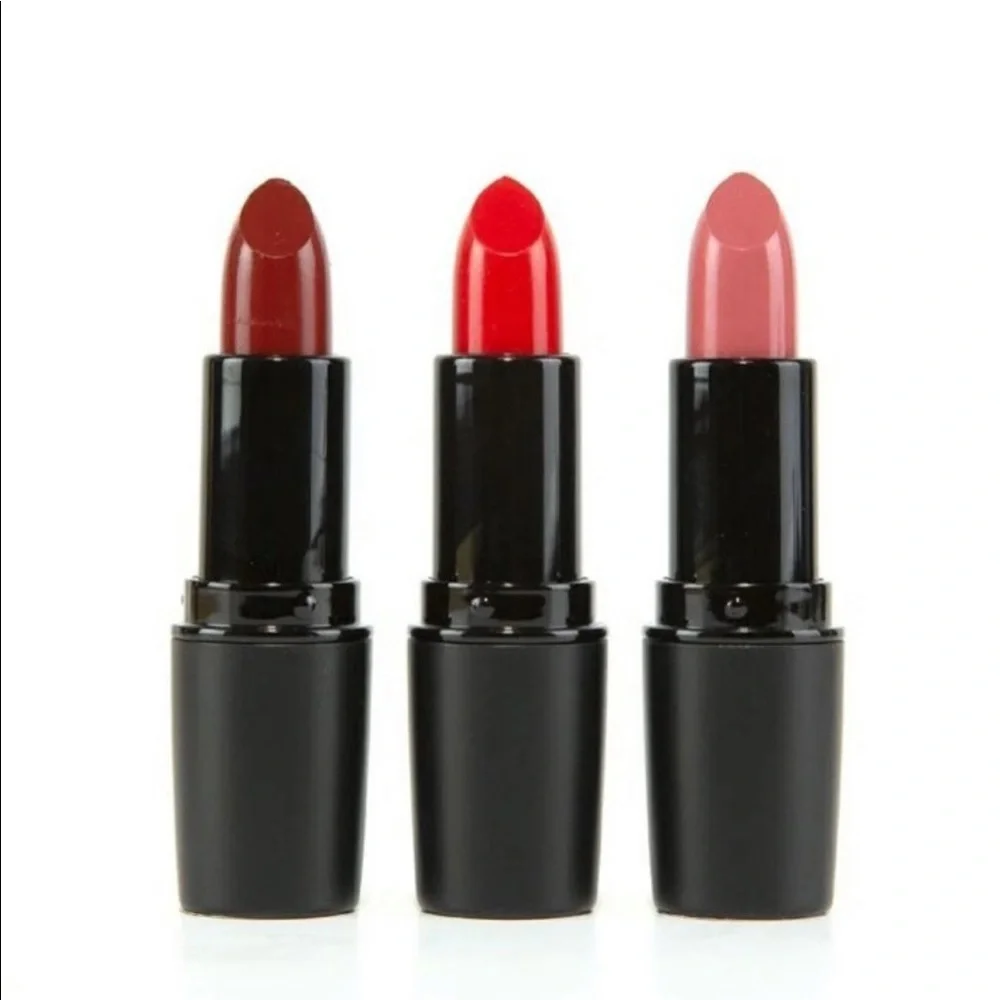 💋 FOLLY FIRE Matte Manipulation Trio- Expensive Habits